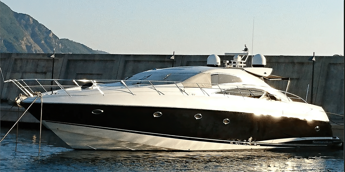 Аренда яхты Sunseeker 72 Predator во Франции- Nera Oceano
